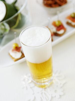 歌舞伎町で人気のホストクラブとは